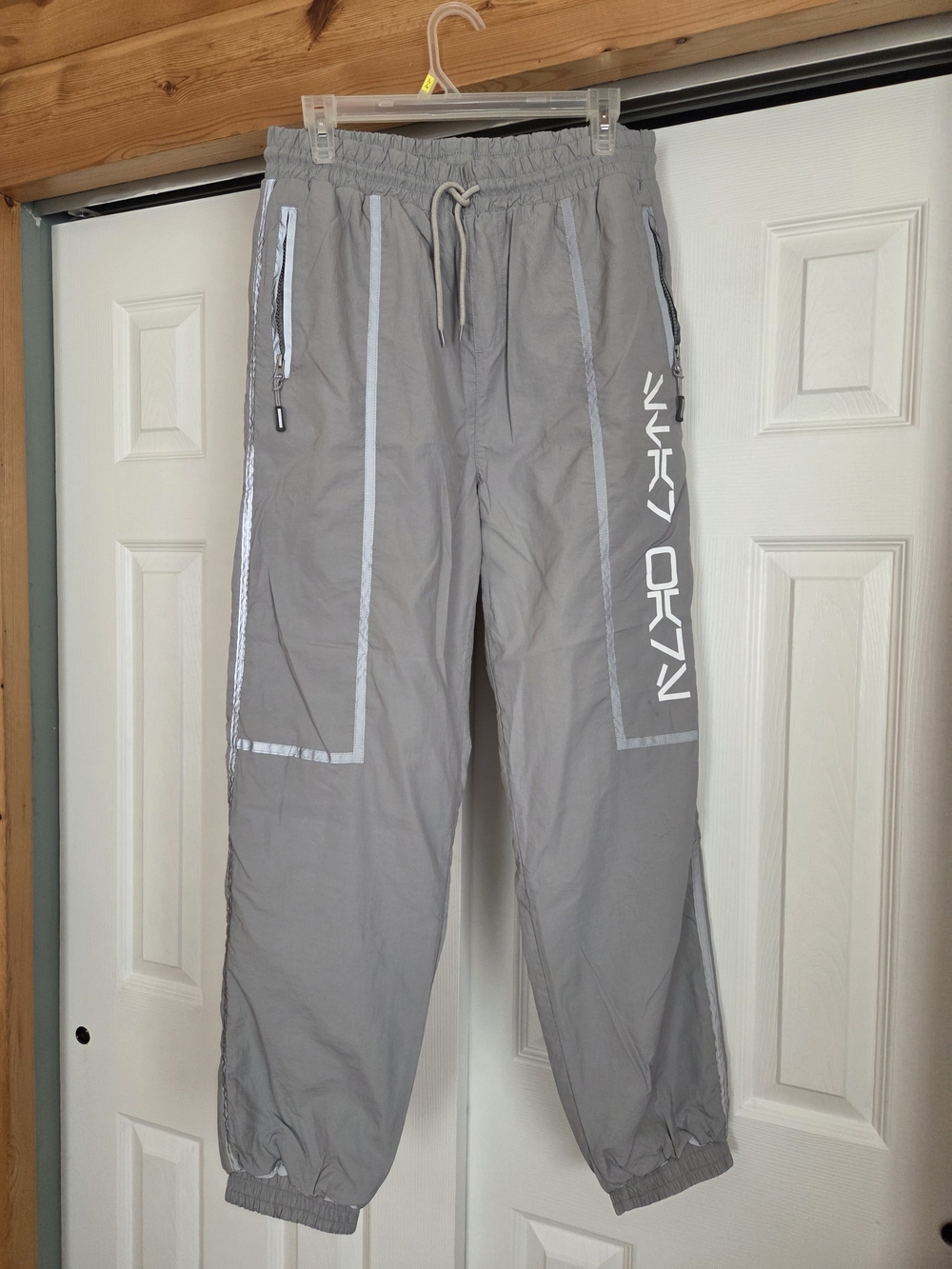 Disney Star Wars Men's Light Gray Joggers with Reflective Trim